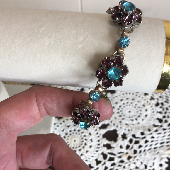 Barkley Vintage rhinestone bracelet aqua purple flowers Quiet luxury Brilliant - Picture 1 of 9